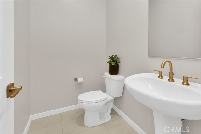 Detail Gallery Image 18 of 31 For 3978 Lavine Way, Corona,  CA 92883 - 3 Beds | 2/1 Baths