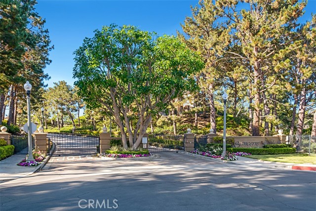20 Fecamp, Newport Coast CA: https://media.crmls.org/medias/ab9e8b9d-7a07-4852-a995-21b7af4a7bce.jpg