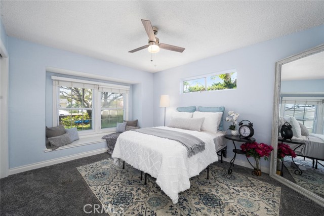 3272 Woodstock Road, Los Alamitos CA: https://media.crmls.org/medias/ab9ea2e9-936a-4c49-884b-1f1ab7d8724d.jpg