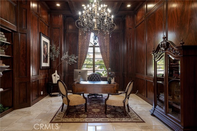 16727 Camino Sierra del Sur Drive, Rancho Santa Fe CA: https://media.crmls.org/medias/ab9ec3da-6d4c-4fc0-bd1d-543a6426a2b6.jpg