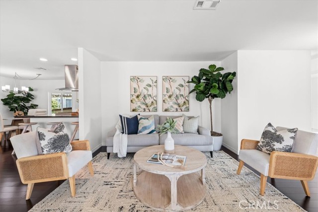 Detail Gallery Image 5 of 25 For 18601 Newland #97,  Huntington Beach,  CA 92646 - 3 Beds | 2 Baths