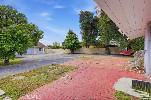 Detail Gallery Image 39 of 44 For 8647 Corbin Ave, Winnetka,  CA 91306 - 5 Beds | 3/1 Baths