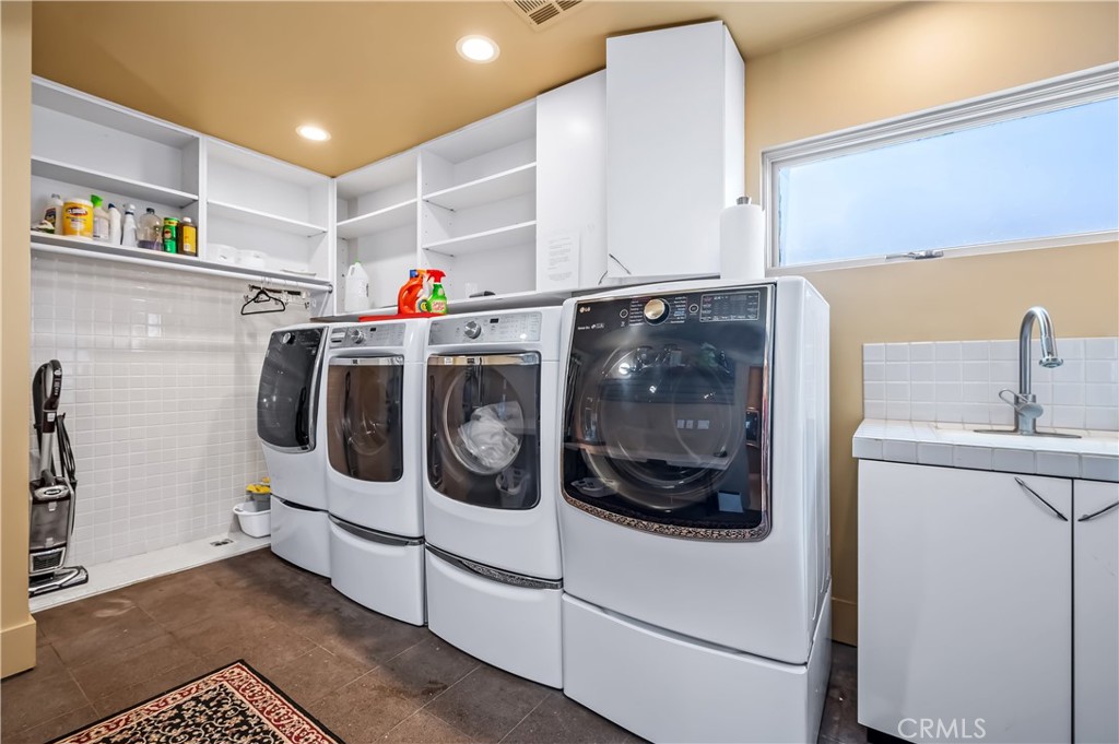 MLS #OC25123964 image #35