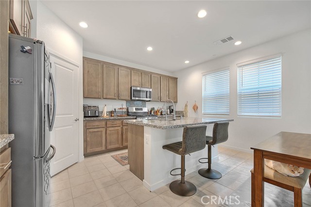 Detail Gallery Image 7 of 26 For 2945 E Merritt Paseo, Ontario,  CA 91761 - 3 Beds | 3 Baths