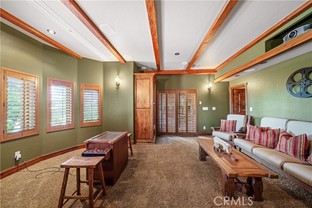 26000 Deertrail Drive, Tehachapi CA: https://media.crmls.org/medias/aba00f8d-5da6-493c-9704-a100fc43bf07.jpg