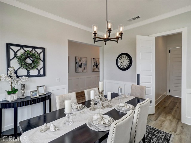 Detail Gallery Image 5 of 51 For 35871 Wildwood Crest Dr, Yucaipa,  CA 92399 - 5 Beds | 3/1 Baths