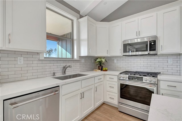 Detail Gallery Image 16 of 43 For 6319 Lucky John Rd, Paradise,  CA 95969 - 3 Beds | 2/1 Baths