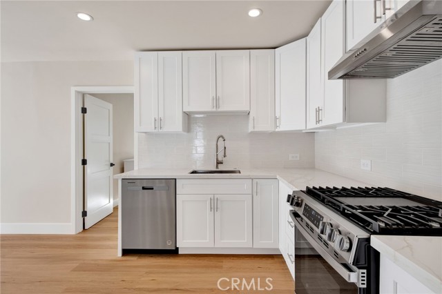 Detail Gallery Image 9 of 43 For 1026 W Avenue J7, Lancaster,  CA 93534 - 4 Beds | 2 Baths