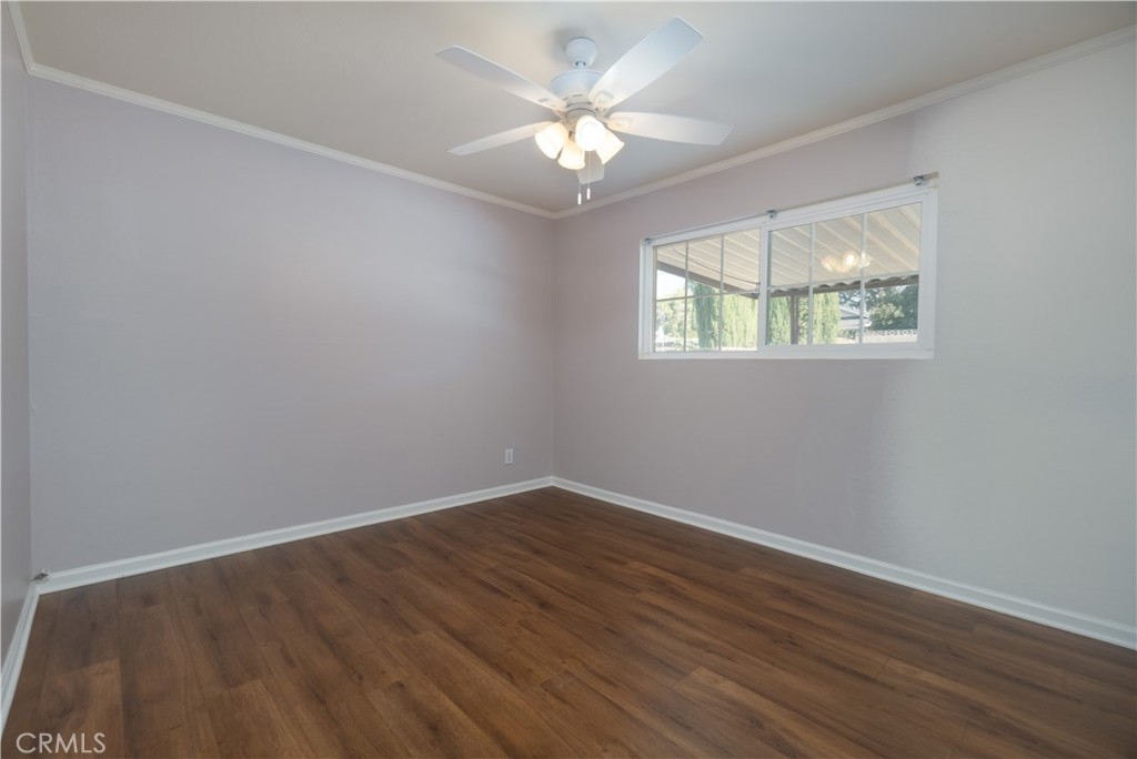 MLS #OC25162485 img 17