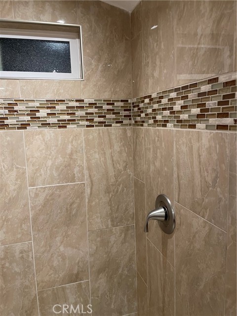 10016 Sophia Avenue, North Hills CA: https://media.crmls.org/medias/aba17ca0-fc5e-4254-a1ce-c65b58eaf5cf.jpg