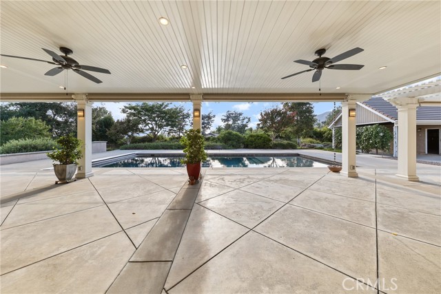 2501 Cliff Road, Upland CA: https://media.crmls.org/medias/aba1b0f0-6694-4b80-a618-089a70b38d23.jpg