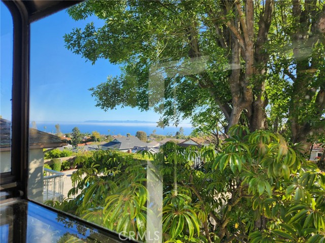 Detail Gallery Image 18 of 32 For 29353 Whitley Collins Dr, Rancho Palos Verdes,  CA 90275 - 4 Beds | 2/1 Baths