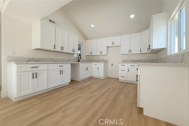 Detail Gallery Image 2 of 11 For 13136 Harlow, Corona,  CA 92879 - 4 Beds | 2 Baths