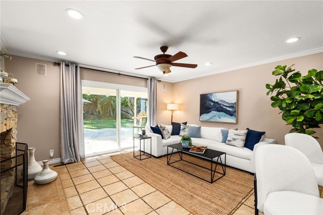 5371 Grandview Avenue, Yorba Linda CA: https://media.crmls.org/medias/aba3aaa0-d685-4f4a-bd3d-acc78738efb0.jpg