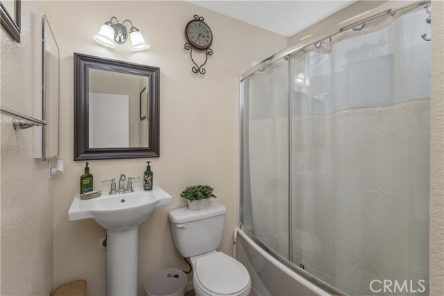 23 Red Coat Place, Irvine CA: https://media.crmls.org/medias/aba45259-1b7b-4459-9799-c0a90347f2bb.jpg