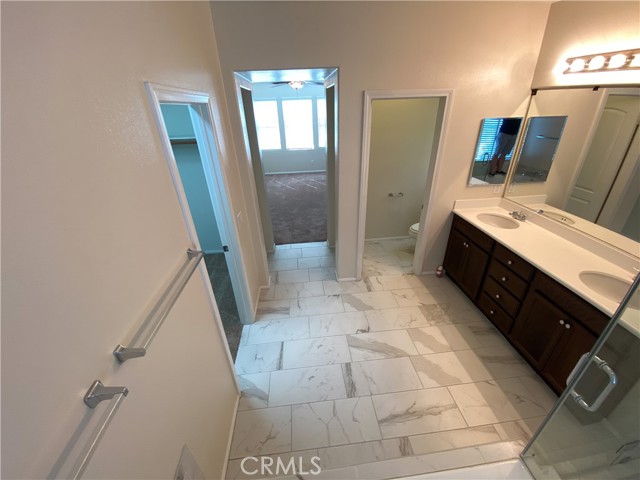 31925 Red Pine Way, Temecula CA: https://media.crmls.org/medias/aba49fa9-1191-4344-a918-81d1c0ff0835.jpg