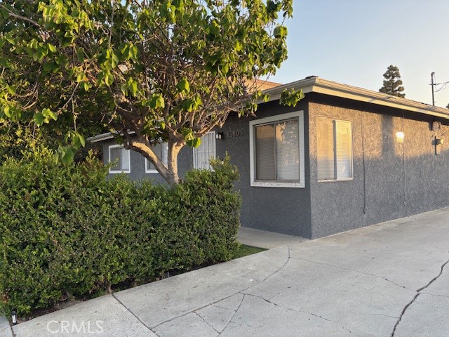 13805 Cerise Ave, Hawthorne CA: https://media.crmls.org/medias/aba50bfb-1c1e-4114-8963-1a644cf5dbb6.jpg