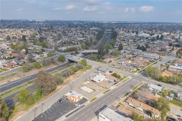 Detail Gallery Image 11 of 12 For 217 Niles Place, Bakersfield,  CA 93305 - – Beds | – Baths