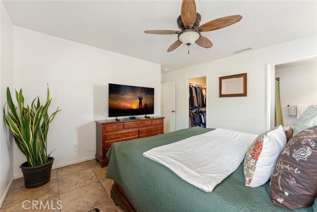 Detail Gallery Image 15 of 26 For 40466 Lockhart Ln, Hemet,  CA 92544 - 3 Beds | 2 Baths