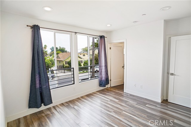 Detail Gallery Image 10 of 29 For 803 N Kingsley Dr, Los Angeles,  CA 90029 - – Beds | – Baths