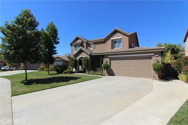 Detail Gallery Image 2 of 44 For 29295 Pineleaf St, Menifee,  CA 92584 - 4 Beds | 3 Baths