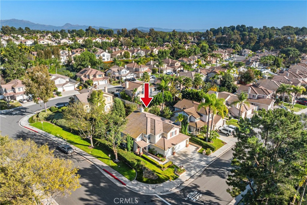 MLS #OC25276815 image #32