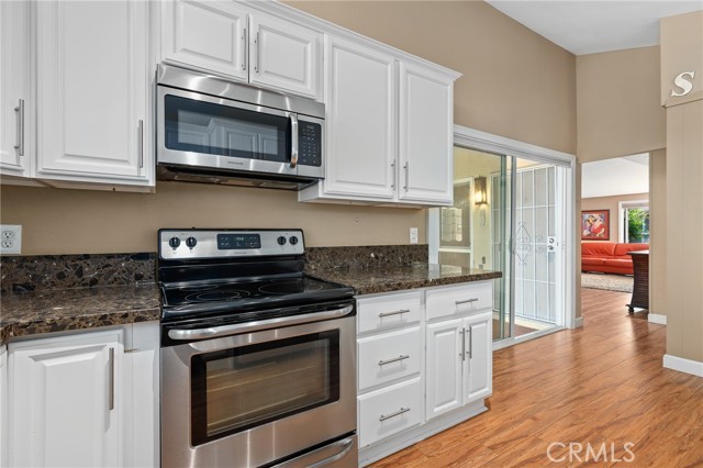 Detail Gallery Image 18 of 34 For 141 Avenida Majorca #B,  Laguna Woods,  CA 92637 - 2 Beds | 1/1 Baths