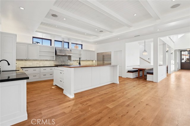 Detail Gallery Image 15 of 57 For 2119 Power St, Hermosa Beach,  CA 90254 - 5 Beds | 5 Baths