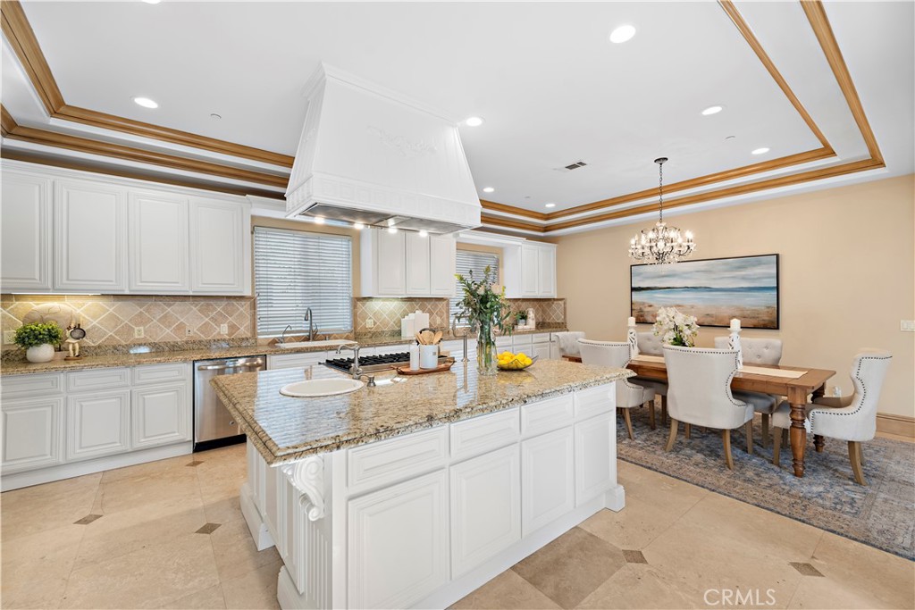 MLS #OC26159628 image #17