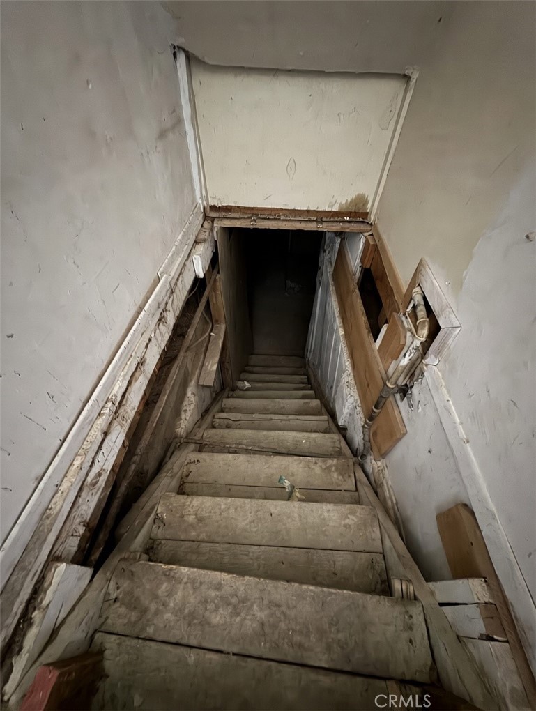 https://media.crmls.org/medias/aba9213d-930d-4854-88ac-abd2f99265ac.jpg?preset=X-Large