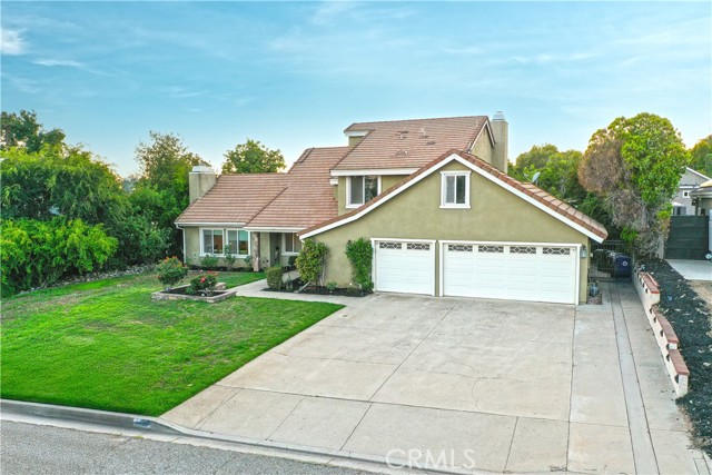 Detail Gallery Image 3 of 68 For 6028 Amethyst, Alta Loma,  CA 91737 - 5 Beds | 3 Baths