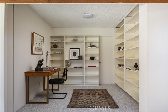 1878 Tahiti Drive, Costa Mesa CA: https://media.crmls.org/medias/aba93cc2-900b-47e1-ac64-6f27f64c0b66.jpg
