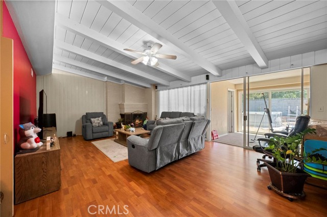 1458 N Mountain Avenue, Claremont CA: https://media.crmls.org/medias/aba967b7-c94f-40ca-a56e-d5637288ce47.jpg