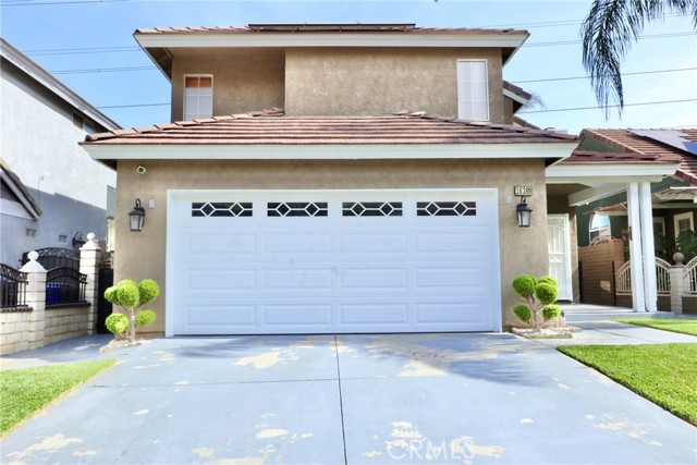 16388 Applegate Dr, Fontana, CA 92337