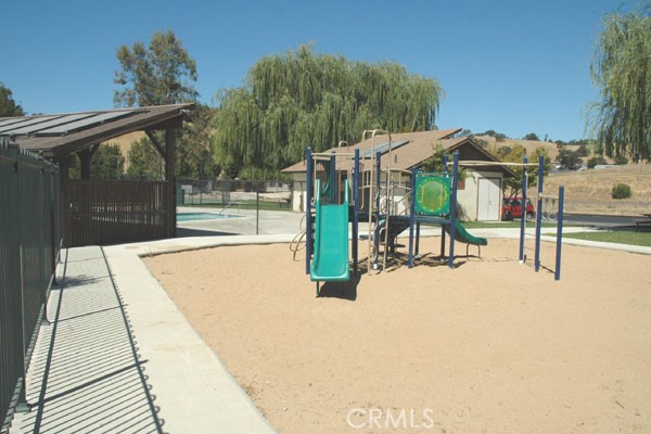 5042 Meadow Lark Lane