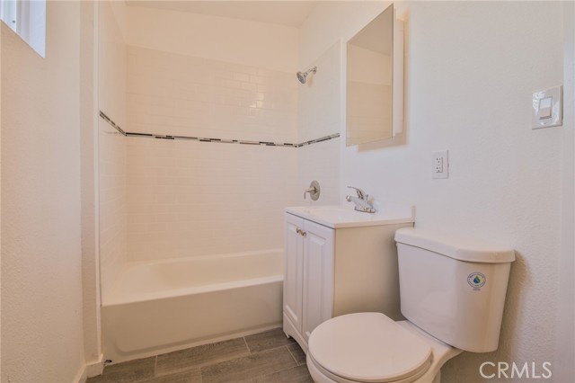 9621 Laurel, Los Angeles CA: https://media.crmls.org/medias/ababa1d7-ab60-470d-b871-4d9607021005.jpg