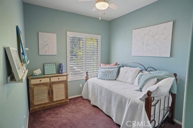 27955 Trillium Lane, Valencia CA: https://media.crmls.org/medias/ababa28f-b8e1-4024-b65a-87574e8b5d87.jpg