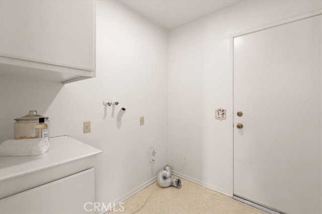 524 Topside Place, Diamond Bar CA: https://media.crmls.org/medias/abad39d1-18cf-4f17-bd35-4c36174047f7.jpg