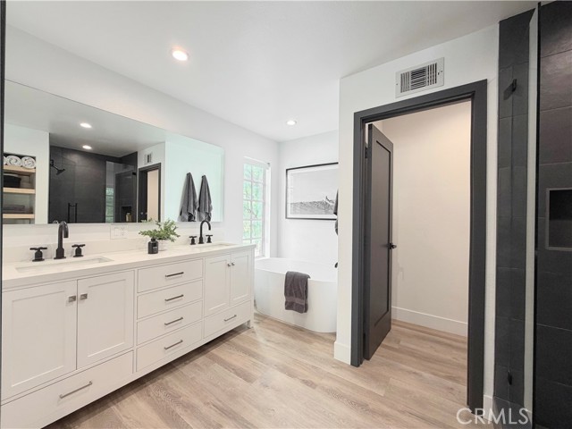 958 Misty Canyon, Westlake Village CA: https://media.crmls.org/medias/abad74e4-64ee-4643-b605-a8b45fb89dda.jpg