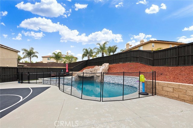 Detail Gallery Image 38 of 51 For 30138 Beeswing Cir, Menifee,  CA 92584 - 6 Beds | 4 Baths