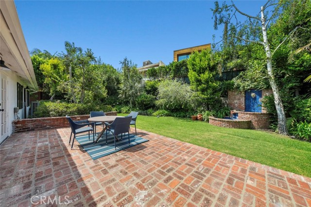 Detail Gallery Image 42 of 52 For 17481 Tramonto Dr, Pacific Palisades,  CA 90272 - 4 Beds | 3 Baths