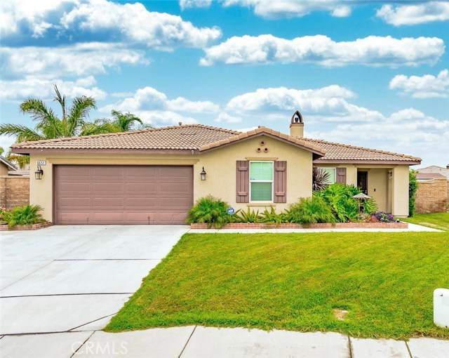 6651 Old Peak Ln, Eastvale, CA 92880