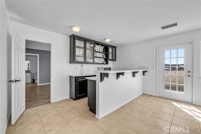 Detail Gallery Image 7 of 34 For 10180 Buffalo Rd, Oak Hills,  CA 92344 - 5 Beds | 4 Baths