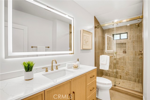 Detail Gallery Image 17 of 29 For 7932 Woodlake, West Hills,  CA 91304 - 4 Beds | 3 Baths