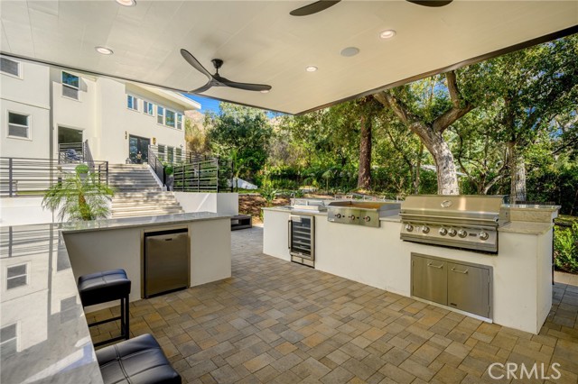 Detail Gallery Image 55 of 70 For 2065 E Altadena, Altadena,  CA 91001 - 7 Beds | 9 Baths