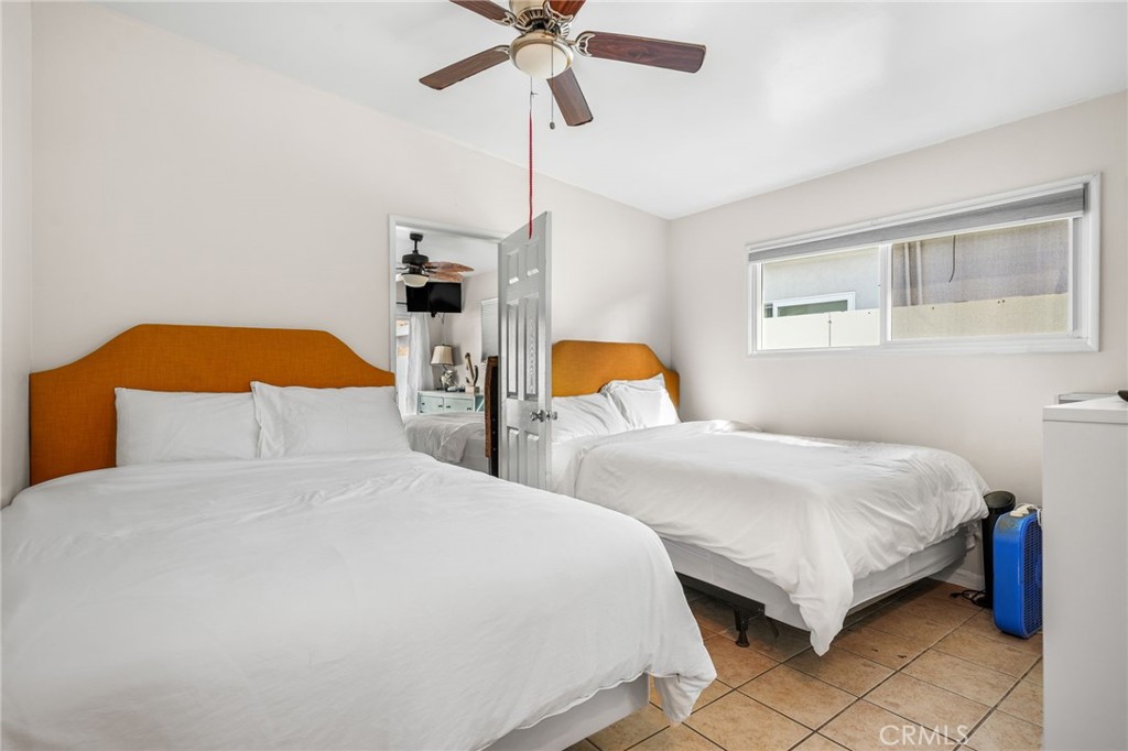 MLS #OC25132229 image #27