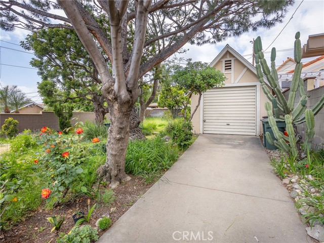 Detail Gallery Image 34 of 36 For 1071 E Tujunga Ave, Burbank,  CA 91501 - 2 Beds | 1 Baths
