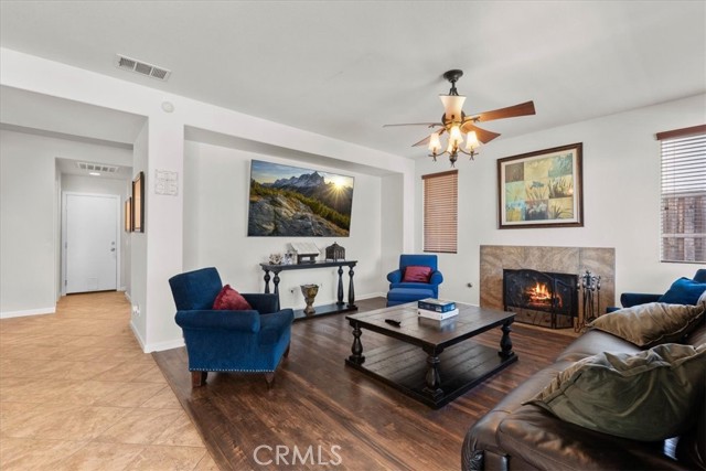 Detail Gallery Image 11 of 45 For 31183 Bell Mountain, Menifee,  CA 92584 - 4 Beds | 3 Baths