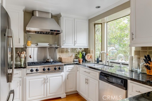 Detail Gallery Image 21 of 54 For 2180 Benson Ave, Cambria,  CA 93428 - 3 Beds | 3 Baths