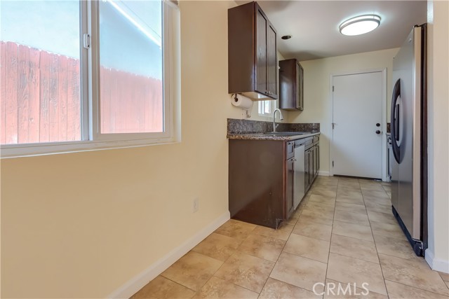 633 Elaine Avenue, Oceanside CA: https://media.crmls.org/medias/abb26b4d-e090-4bf8-9883-3c72dbe41248.jpg